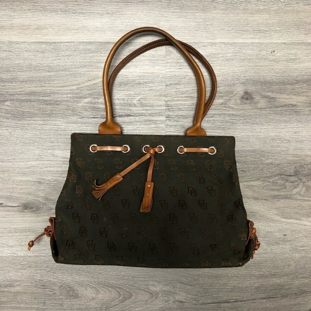 Dooney and Bourke Vintage Logo Shoulder Bag Vintage Purse Leather Handbag